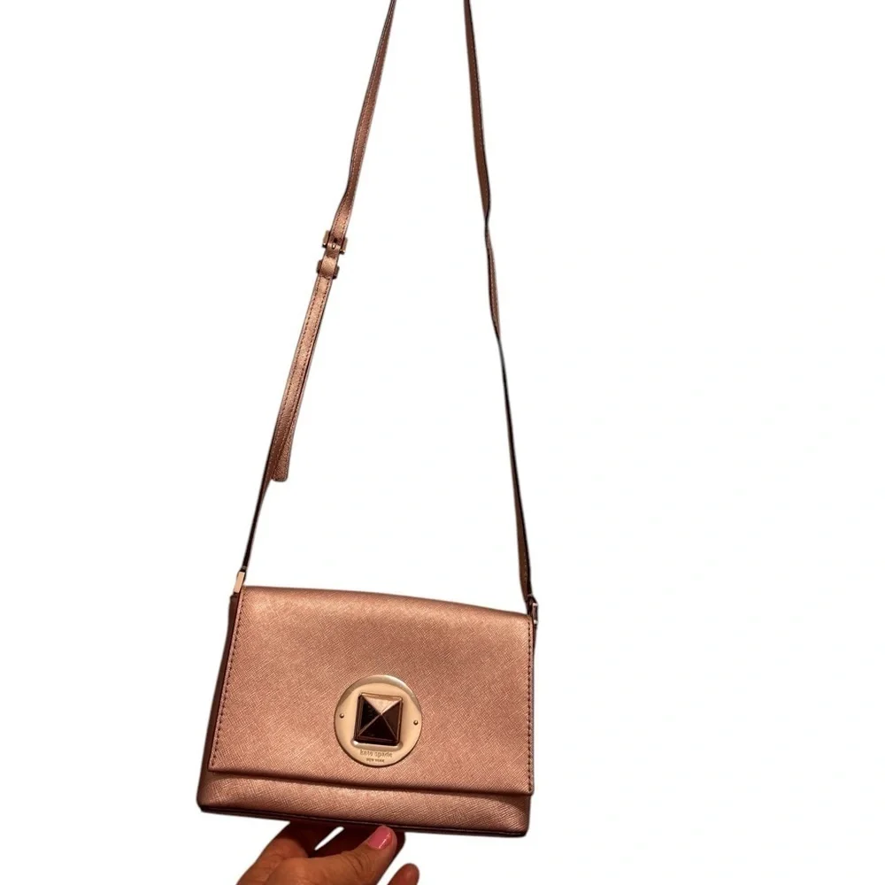 Elegant Kate Spade Newbury Land  Rose Gold Leather Cross Body Bag